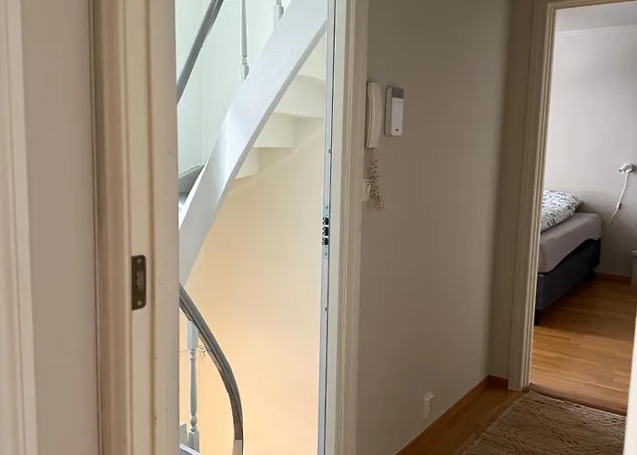 アパート Romslig Midt I Sentrum - Komfort Med Kvalitetsenger Og Dyner ベルゲン