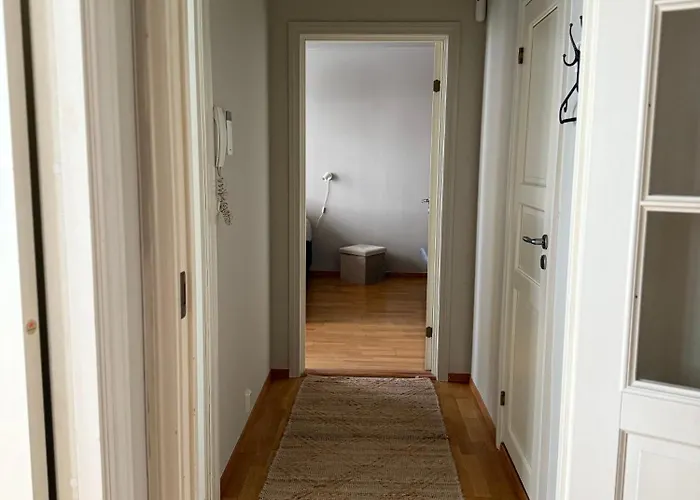 Romslig Midt I Sentrum - Komfort Med Kvalitetsenger Og Dyner Μπέργκεν